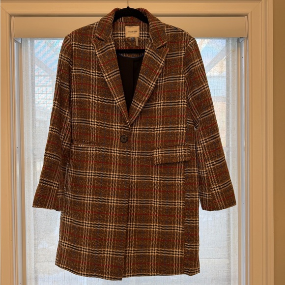 COURT & ROWE Jackets & Blazers - COURT & ROWE Brown and Blue Checkered Blazer